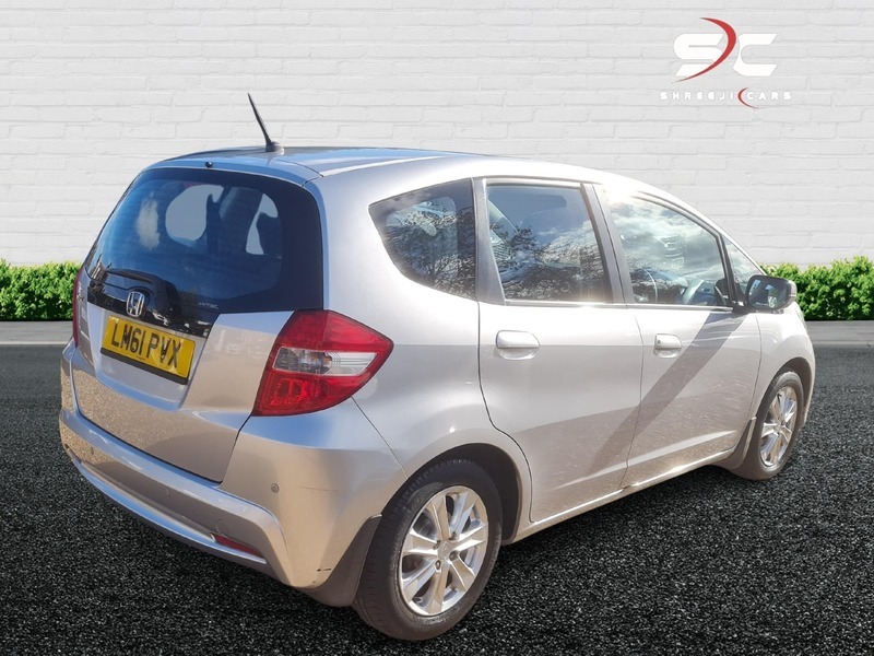 Honda Jazz I-vtec Es Silver #3