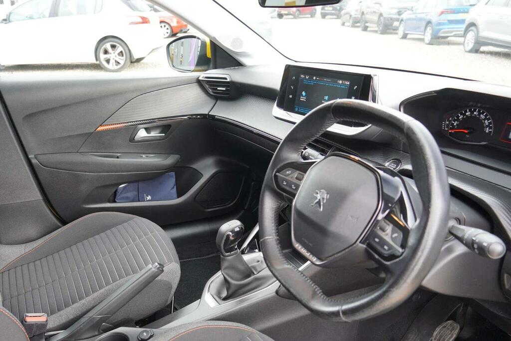 Peugeot 208 1.2 Puretech Active Euro 6 Ss EX20BWF Yellow #6