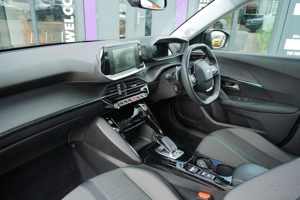 Peugeot 2008 1.2 Puretech Allure Premium Eat Euro 6 Ss LL71WOU Grey #2
