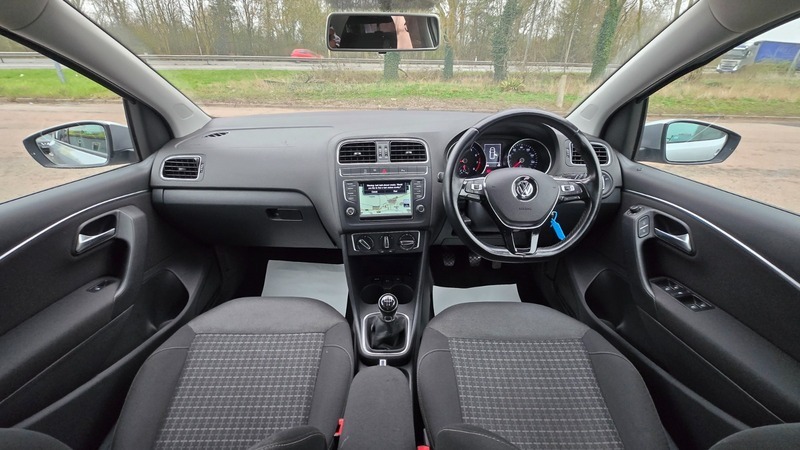 Volkswagen Polo Match Tsi AU66UAH Silver #2