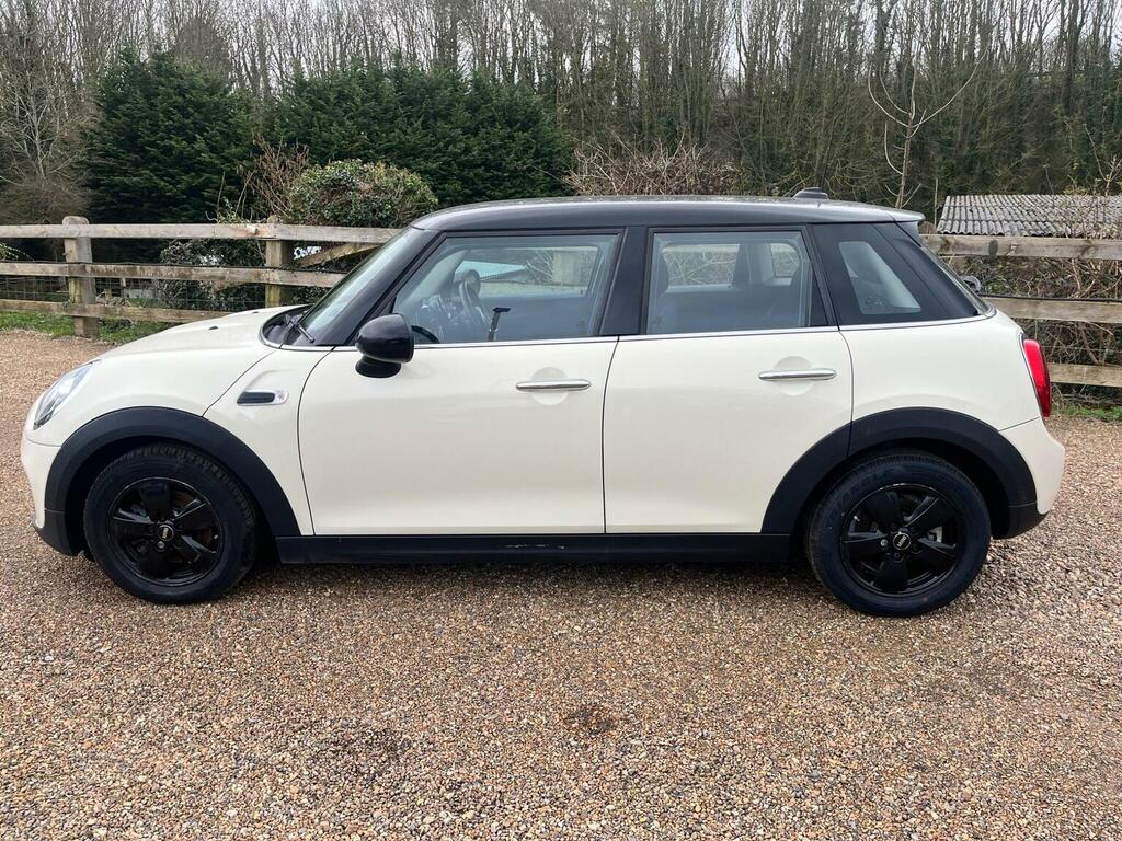 Mini Hatch Hatchback 1.5 Cooper Classic Euro 6 Ss 201 LY68WDJ White #6