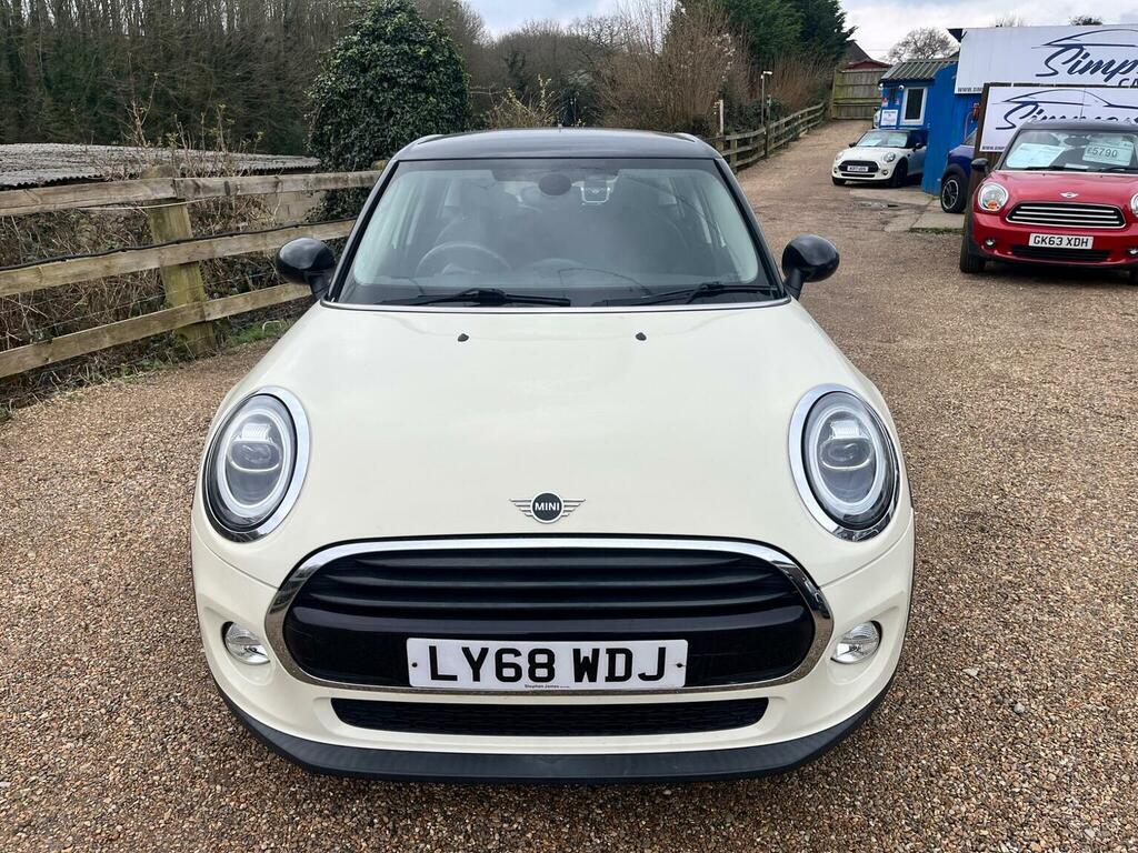 Mini Hatch Hatchback 1.5 Cooper Classic Euro 6 Ss 201 LY68WDJ White #2