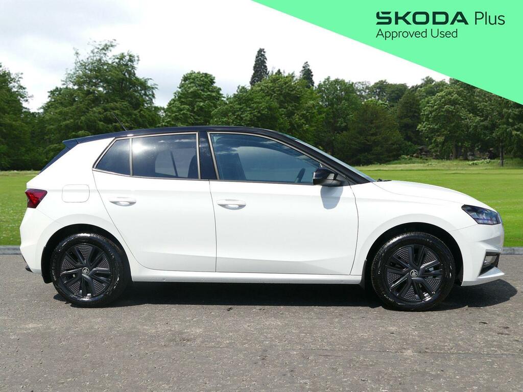 Skoda Fabia 1.0 Tsi 116 Design Edition 116 Ps PK25USP White #5