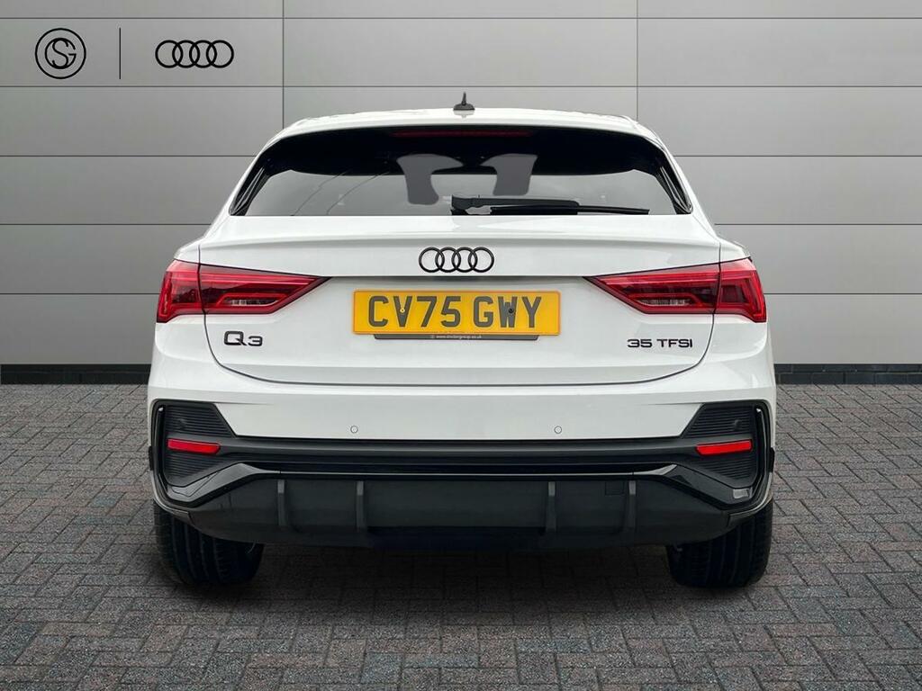 Audi Q3 1.5 Tfsi Cod 35 Black Edition Sportback S Tronic E CV75GWY White #6