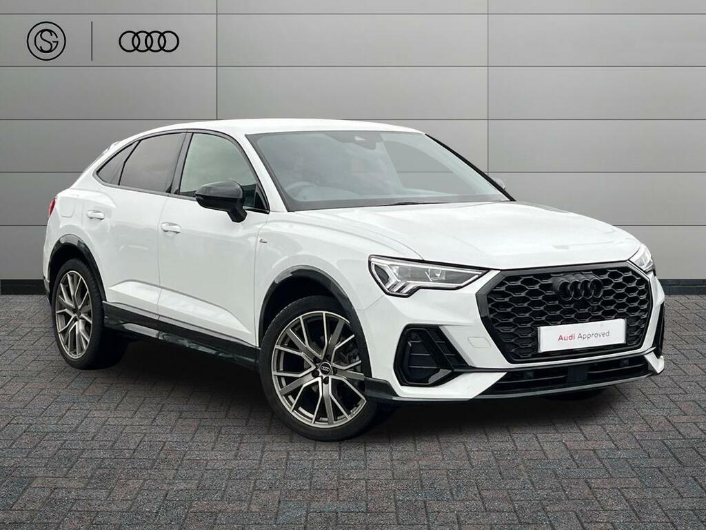 Audi Q3 1.5 Tfsi Cod 35 Black Edition Sportback S Tronic E White