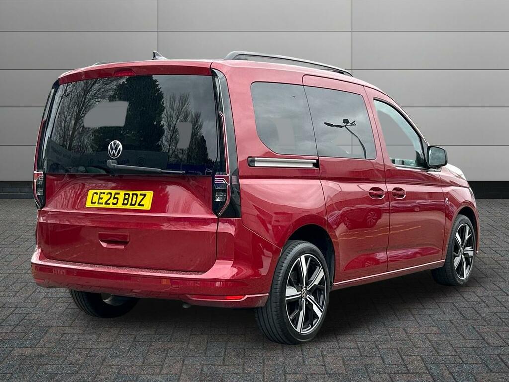 Volkswagen Caddy Life 2.0 Tdi Life Dsg Euro 6 Ss Red #4