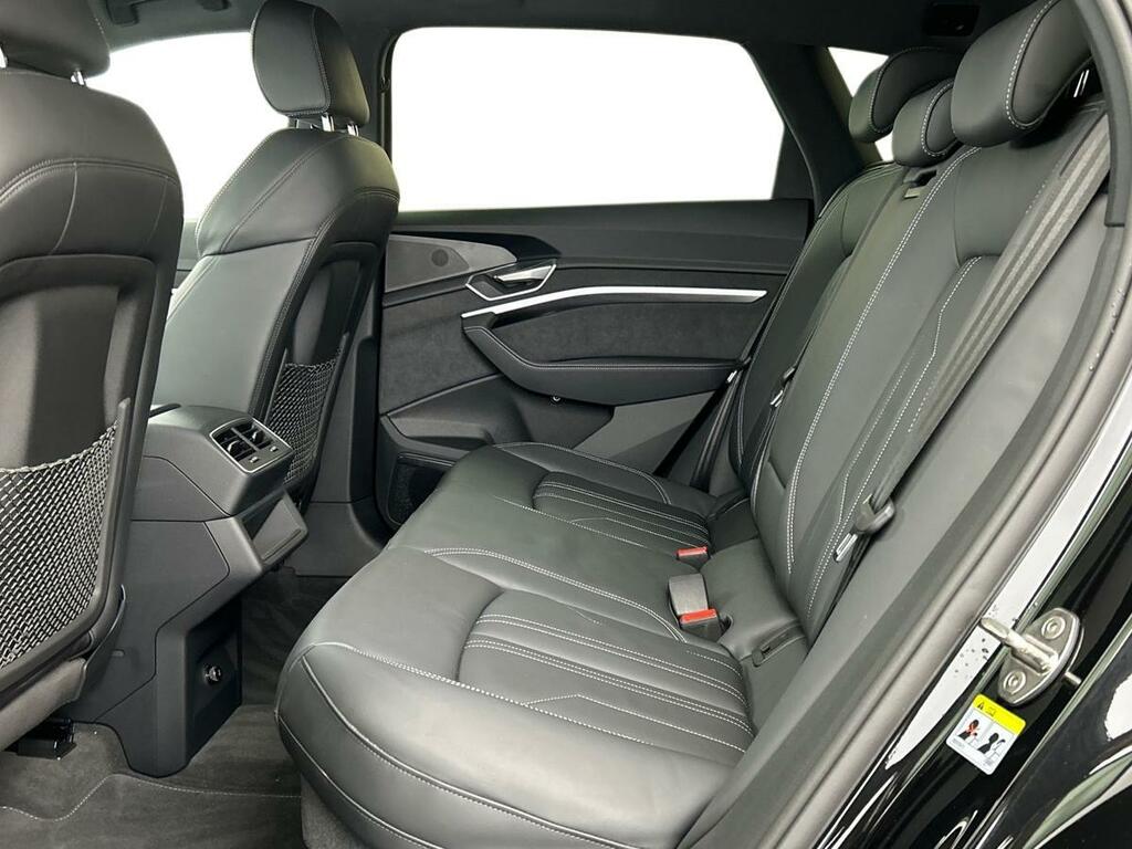 Audi Q8 e tron 55 Black Edition Quattro 114Kwh 11Kw Cha CP24PXA Black #4