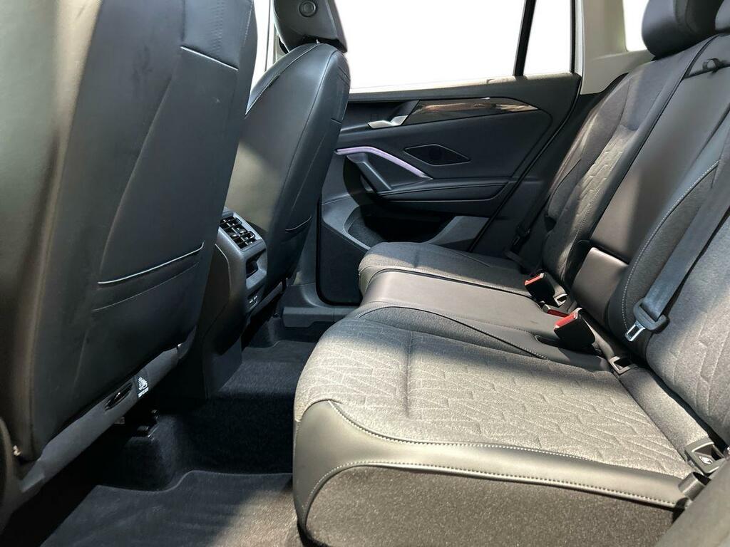 Volkswagen Tiguan 1.5 Etsi Mhev Match Dsg Euro 6 Ss CV75VLW White #4