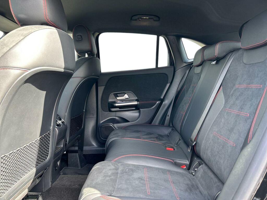 Mercedes-Benz GLA Class 2.0 Gla200d Amg Line Premium 8G-dct Euro 6 Ss CN22WCY Black #4