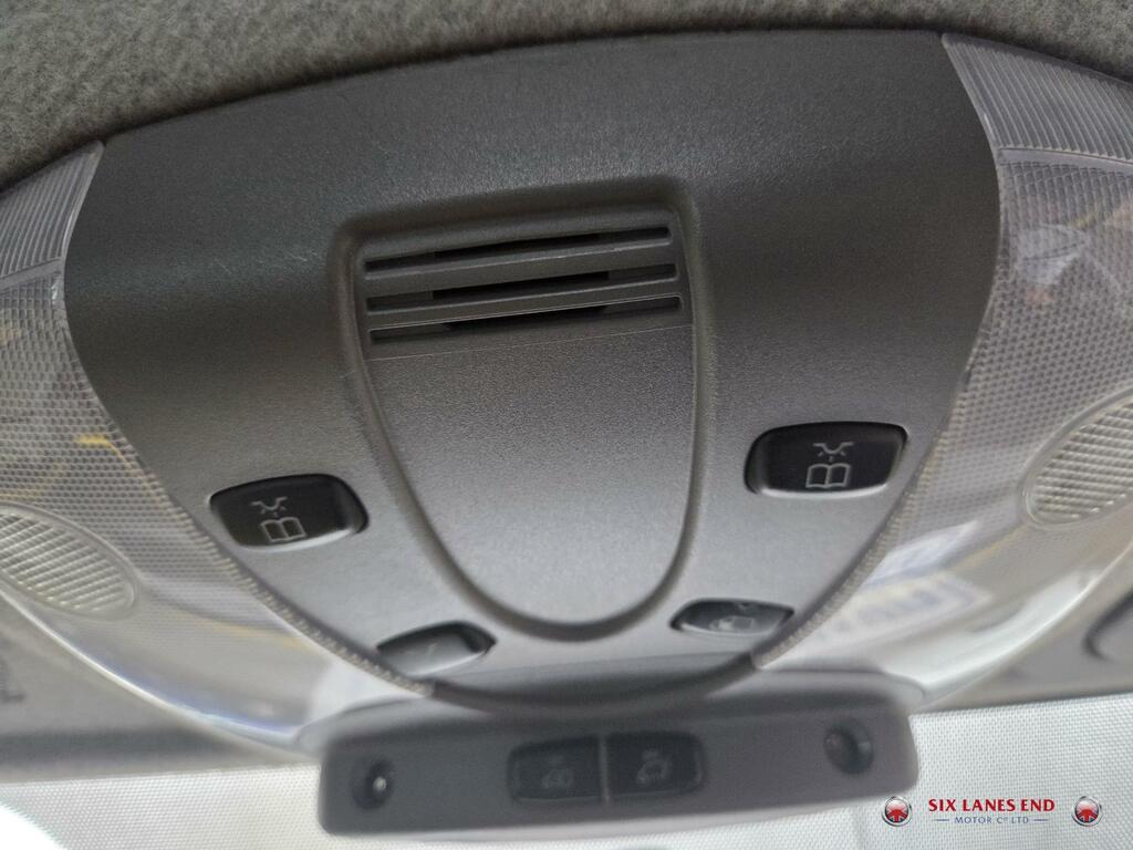 Volkswagen Crafter 2.0 Cr35 Tdi 107 Bhp White #17