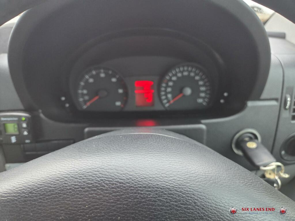 Volkswagen Crafter 2.0 Cr35 Tdi 107 Bhp White #14
