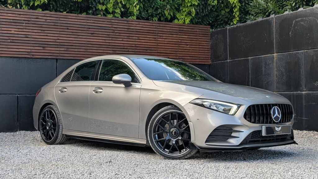 Mercedes-Benz A Class 2020 2.0 A200d Amg Line Premium Plus 2 Saloon Silver #4
