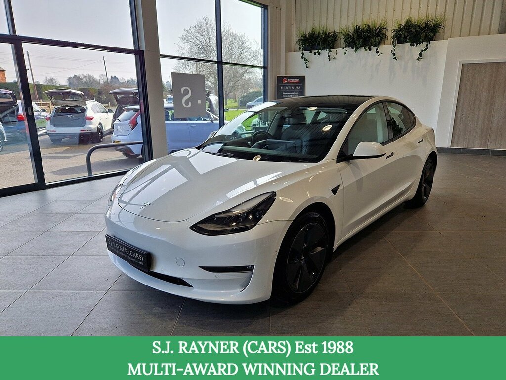 Tesla Model 3 Long Range White