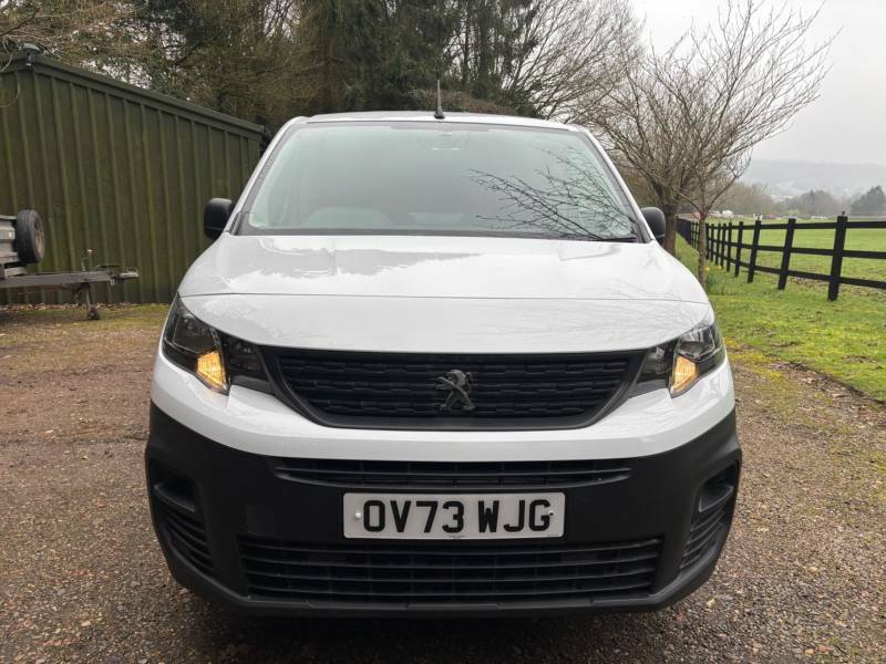 Peugeot Partner 1.5 Bluehdi 1000 Professional Premium Standard P OV73WJG White #3