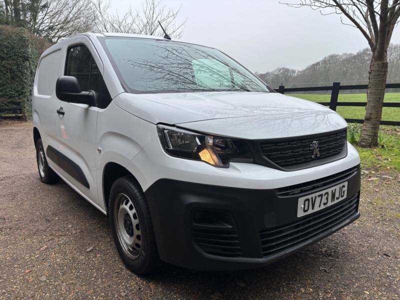 Peugeot Partner 1.5 Bluehdi 1000 Professional Premium Standard P White