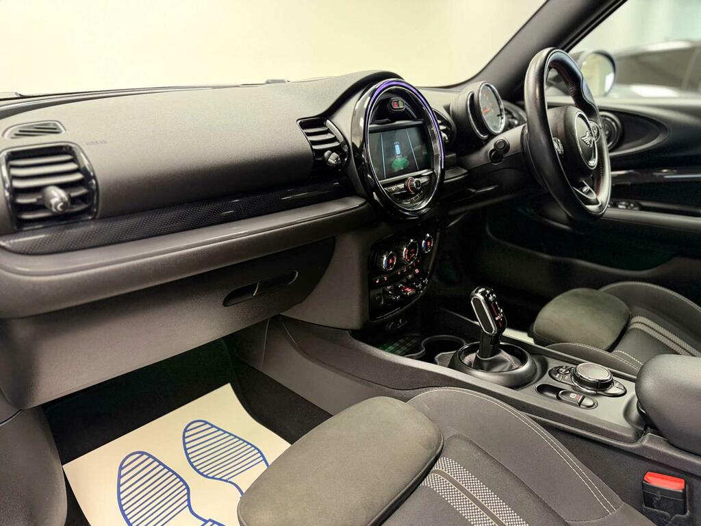Mini Clubman Estate GY68KYF Black #4