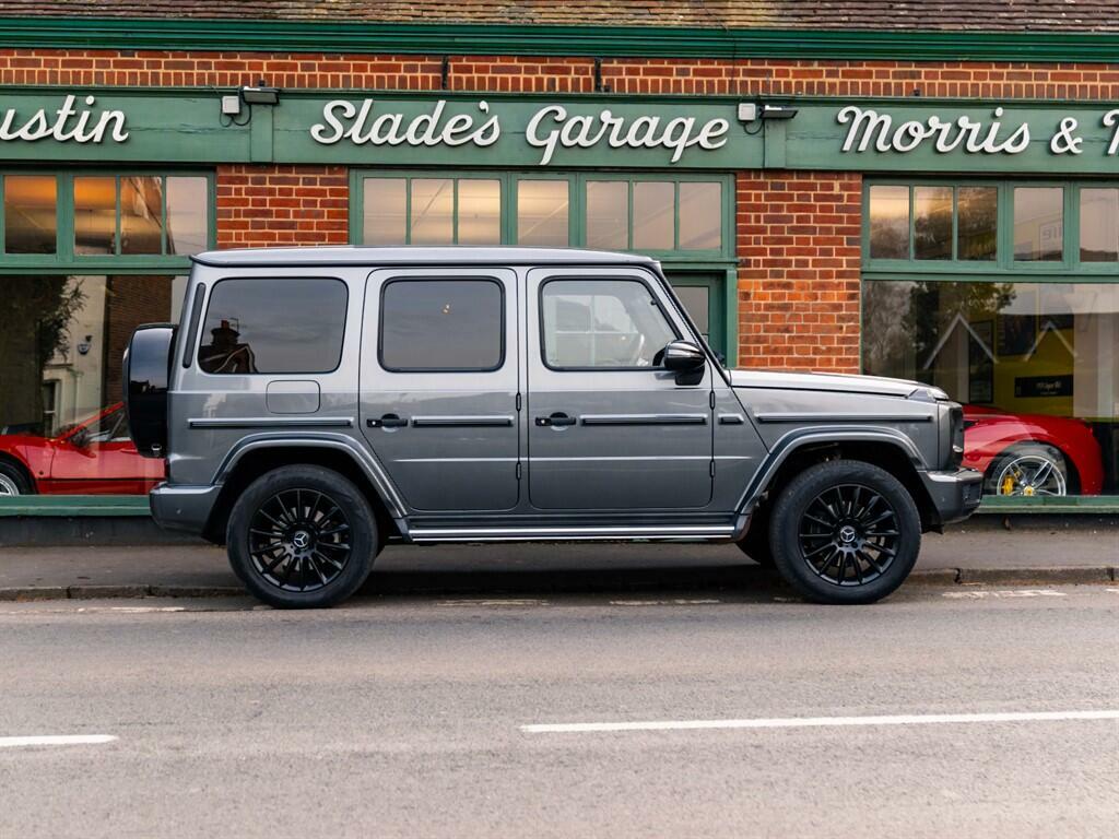 Mercedes-Benz G Class 2.9 G400d Amg Line Premium G-tronic 4Matic Euro Grey