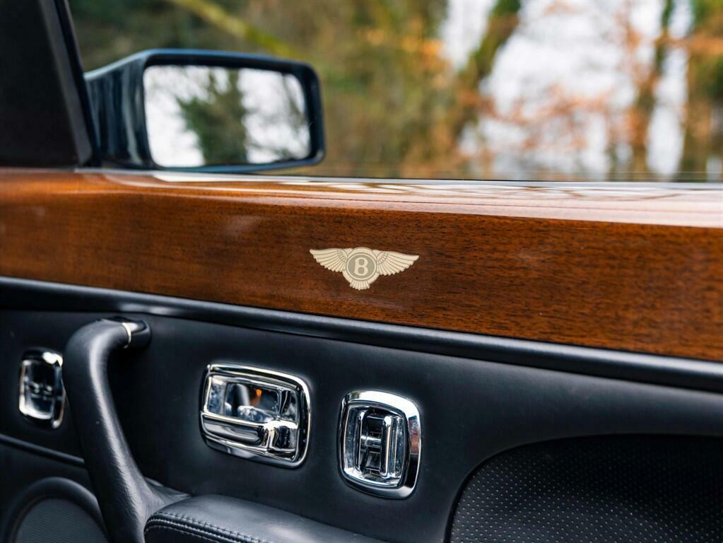 Bentley Continental 6.8 Le Mans Series Black #32