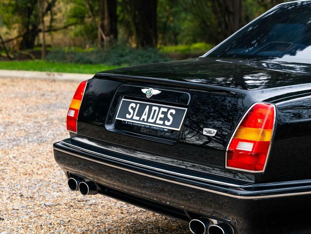Bentley Continental 6.8 Le Mans Series Black #8