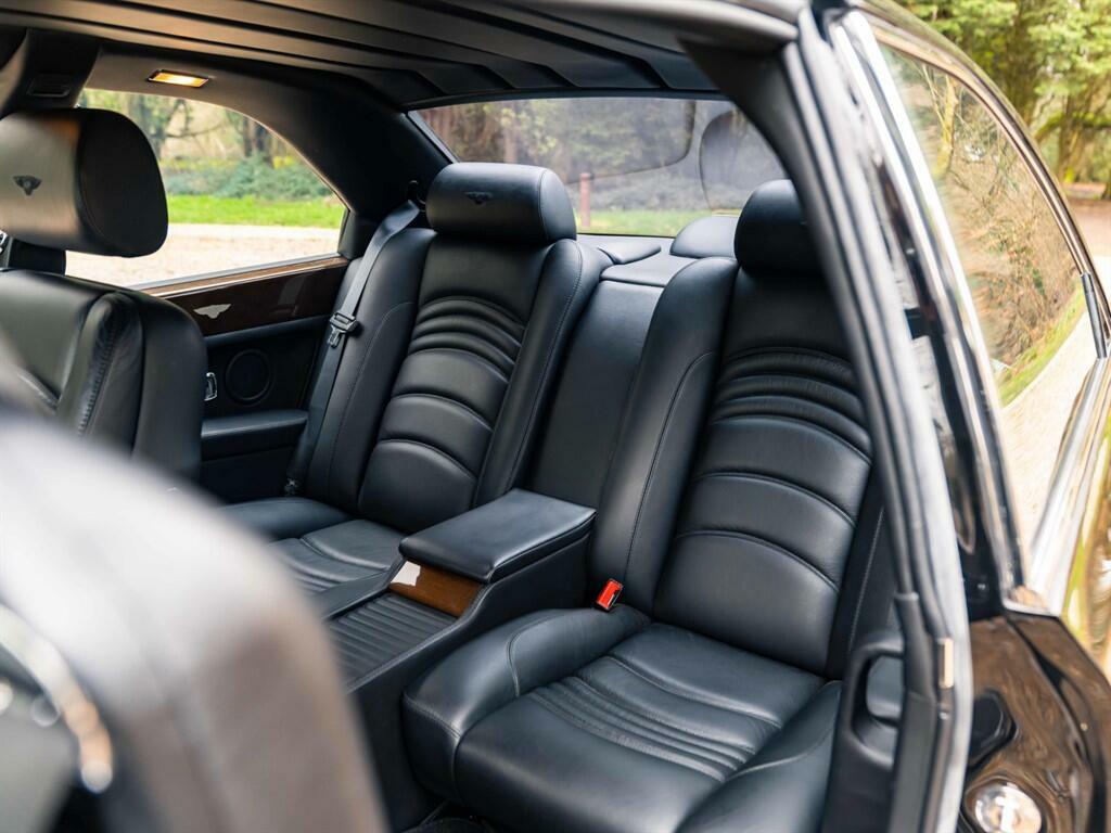 Bentley Continental 6.8 Le Mans Series Black #20