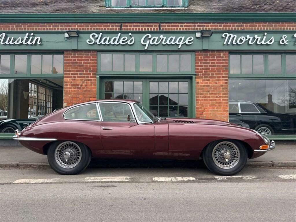 Jaguar E-Type Series 1 4.2 Fhc Lhd To Rhd Red