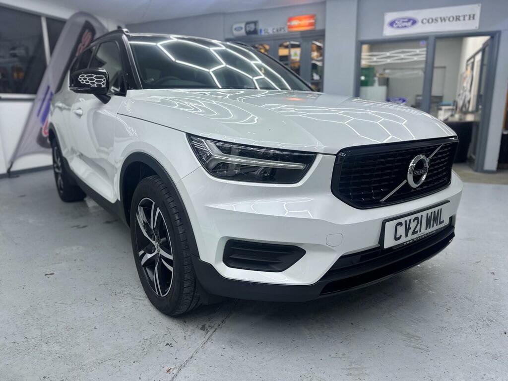 Volvo XC40 Suv 1.5 T3 R-design Euro 6 Ss 202121 CV21WML White #2