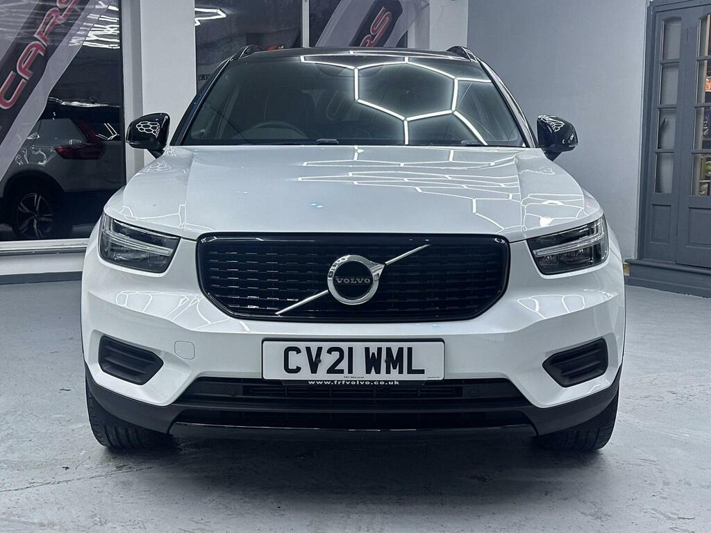 Volvo XC40 Suv 1.5 T3 R-design Euro 6 Ss 202121 CV21WML White #4