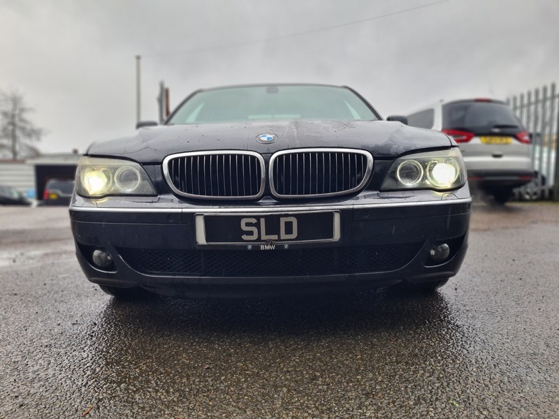BMW 7 Series 730D Se Black #2