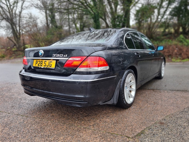 BMW 7 Series 730D Se Black #4