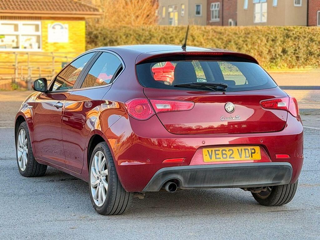 Alfa Romeo Giulietta Hatchback 1.4 Tb Multiair Lusso Tct Euro 5 Ss 5 Red #4