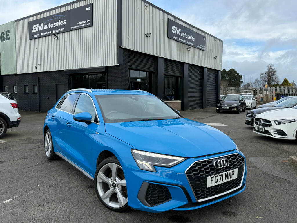 Audi A3 40 Tfsi E S Line S Tronic FG71NNP Blue #3