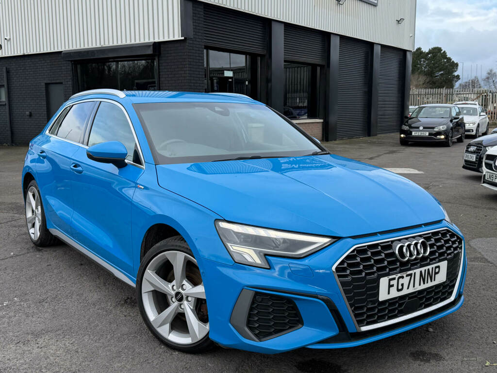 Audi A3 40 Tfsi E S Line S Tronic Blue