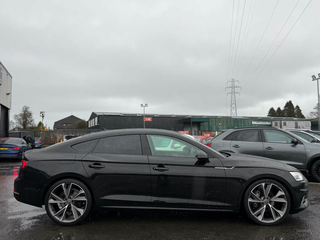 Audi A5 2.0 Tdi Ultra Sport WP18LXS Black #4