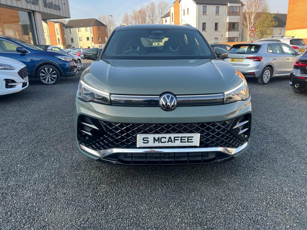 Volkswagen Tiguan 1.5 Etsi Mhev R-line Dsg Euro 6 Ss EN74XFA Green #3