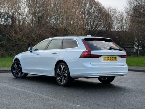 Volvo V90 2.0 B6 Mhev GX22DYT White #5