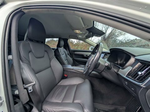 Volvo V90 2.0 B6 Mhev GX22DYT White #2