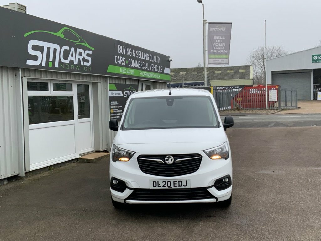 Vauxhall Combo 1.5L Sportive DL20EDJ White #2