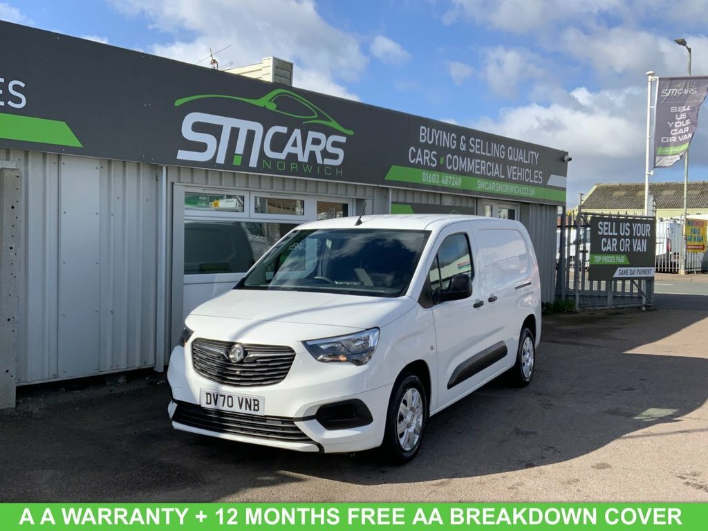 Vauxhall Combo 1.5L Sportive White