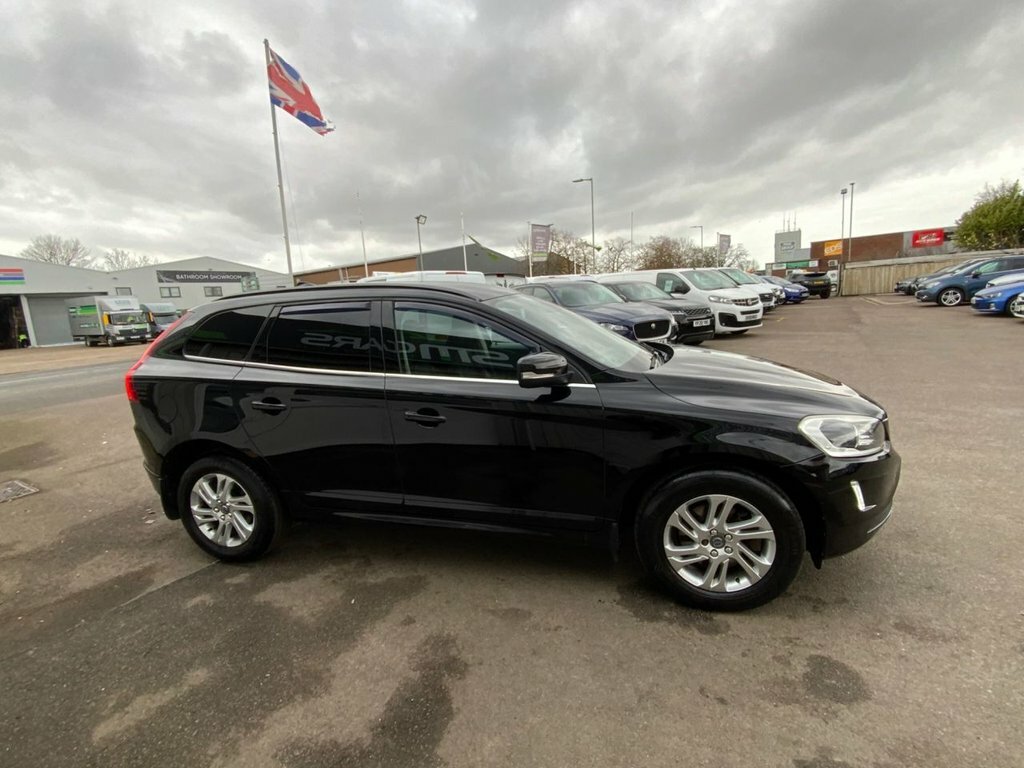 Volvo XC60 2.4L Se Nav NJ65VLO Black #6