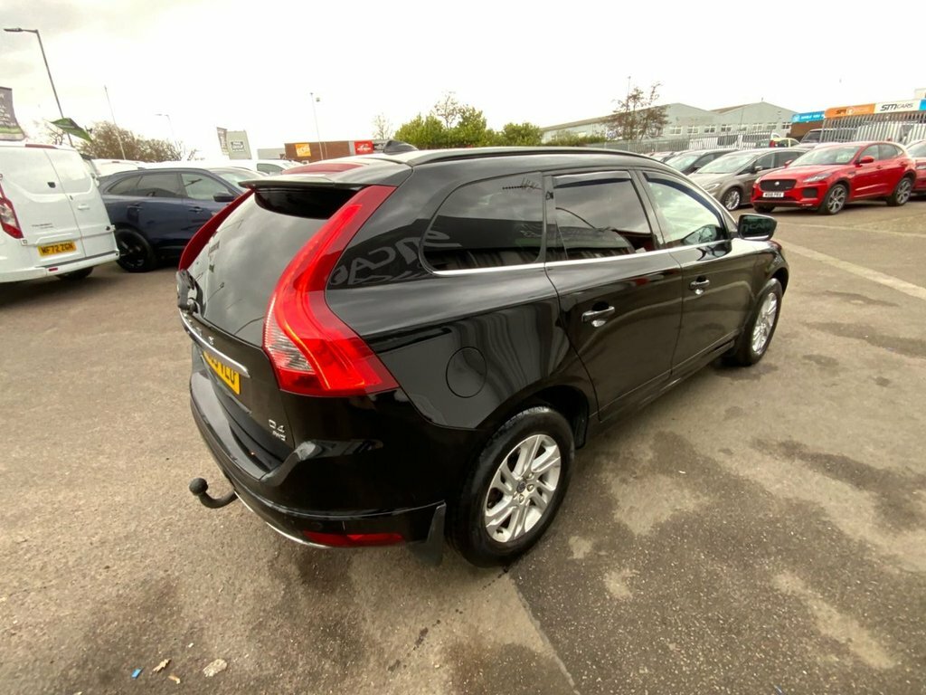 Volvo XC60 2.4L Se Nav NJ65VLO Black #5