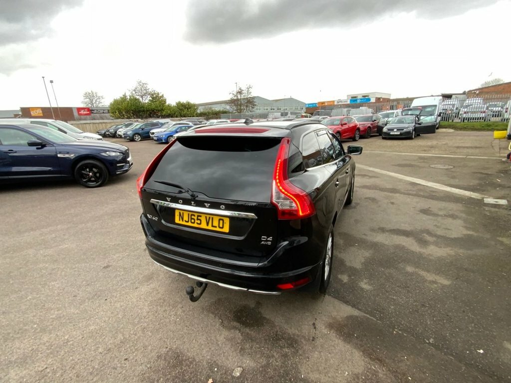 Volvo XC60 2.4L Se Nav NJ65VLO Black #3