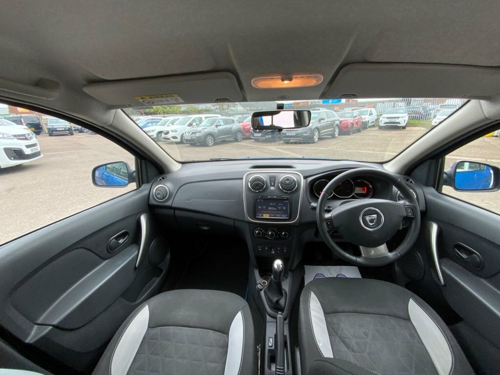Dacia Sandero Stepway 0.9L Laureate AU65KRG Blue #3