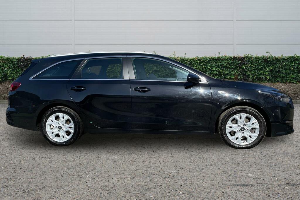 Kia Ceed 1.5T Gdi Isg 138 2 BL25UWU Black #3