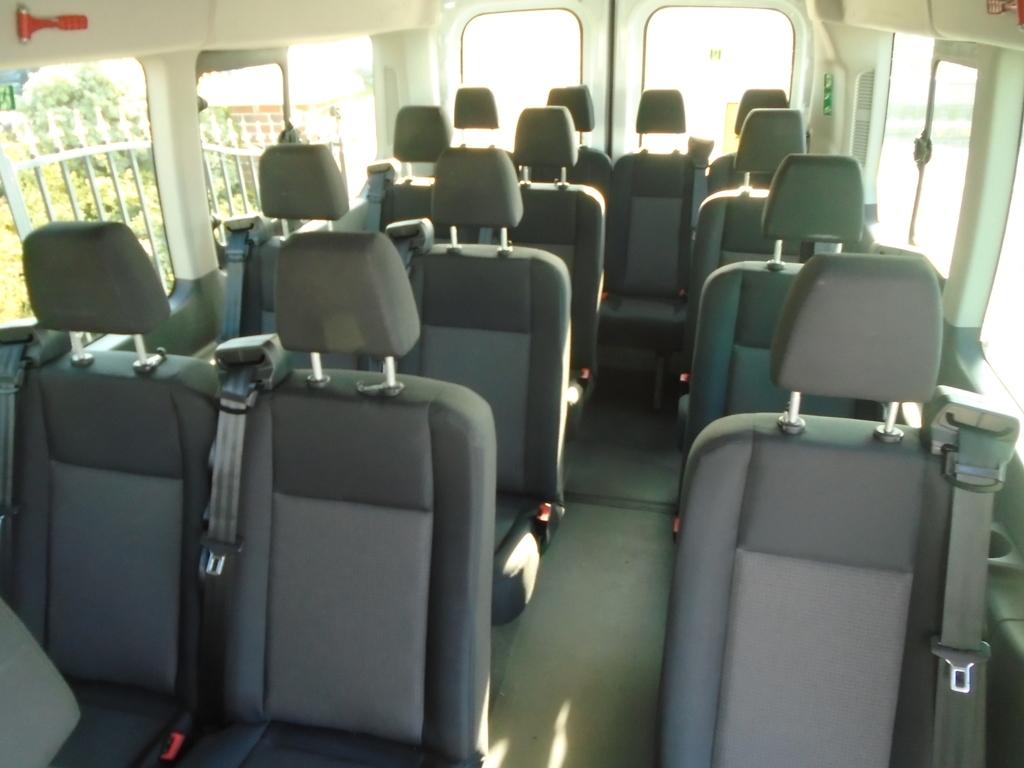 Ford Transit Custom 17 Seat Minibus WP23YFA White #5