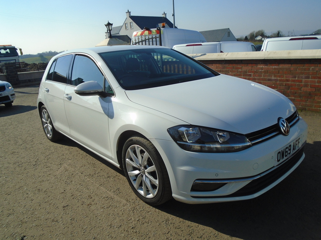 Volkswagen Golf 1.6Tdi Gt. White