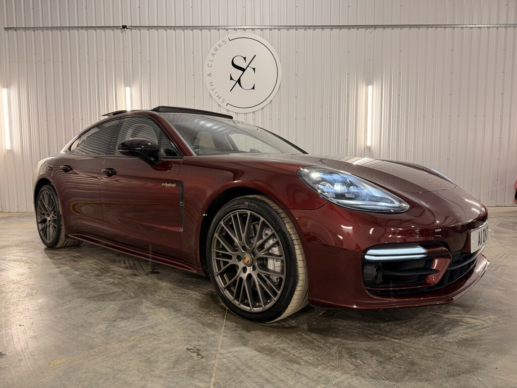 Porsche Panamera Hatchback 2.9 V6 E-hybrid 17.9Kwh 4 Platinum Editi Red