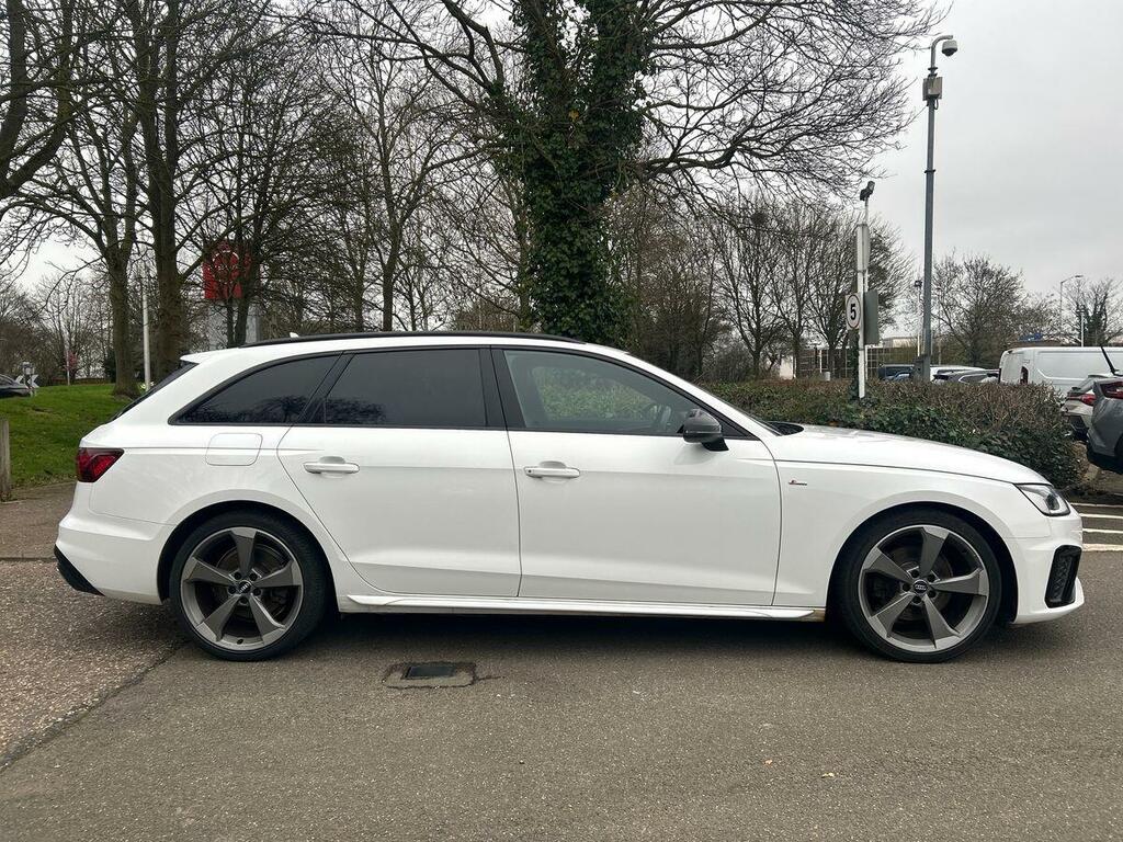 Audi A4 Avant 35 Tdi Black Edition S Tronic JS61SJS White #2