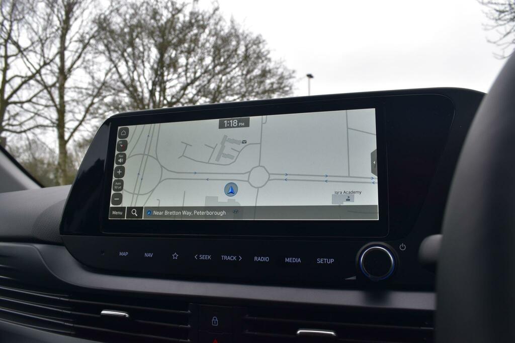 Hyundai Bayon 1.0 T-gdi Tech Line Dct Euro 6 Ss AJ75BLK Black #5