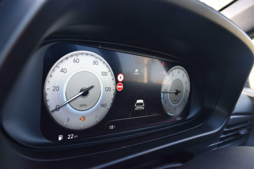 Hyundai I20 1.0 T-gdi Black Line Euro 6 Ss SC75NXP White #4