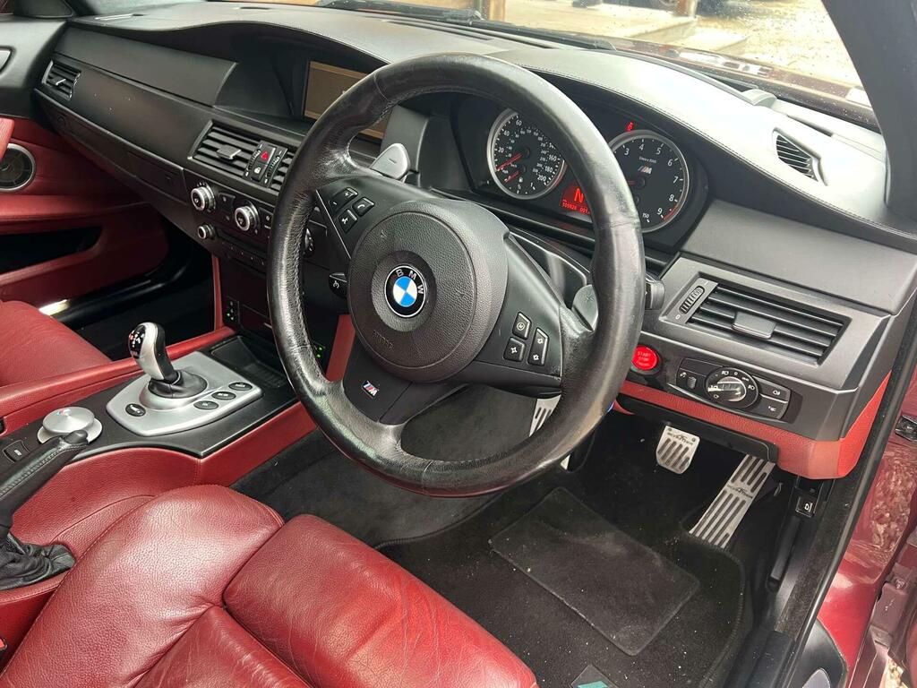 BMW M5 5.0 V10 Red #15